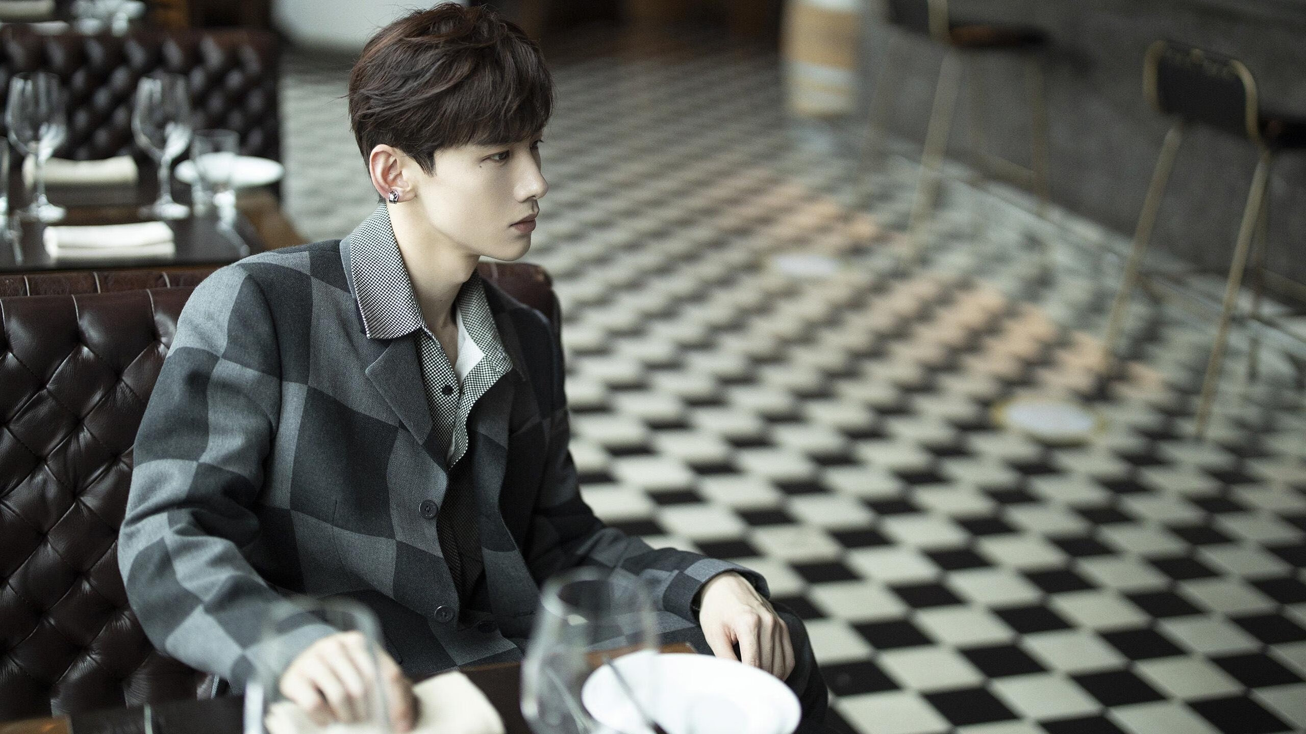 平凡赛季的非凡瞬间，詹姆斯用加时绝杀为魔术刻下新坐标