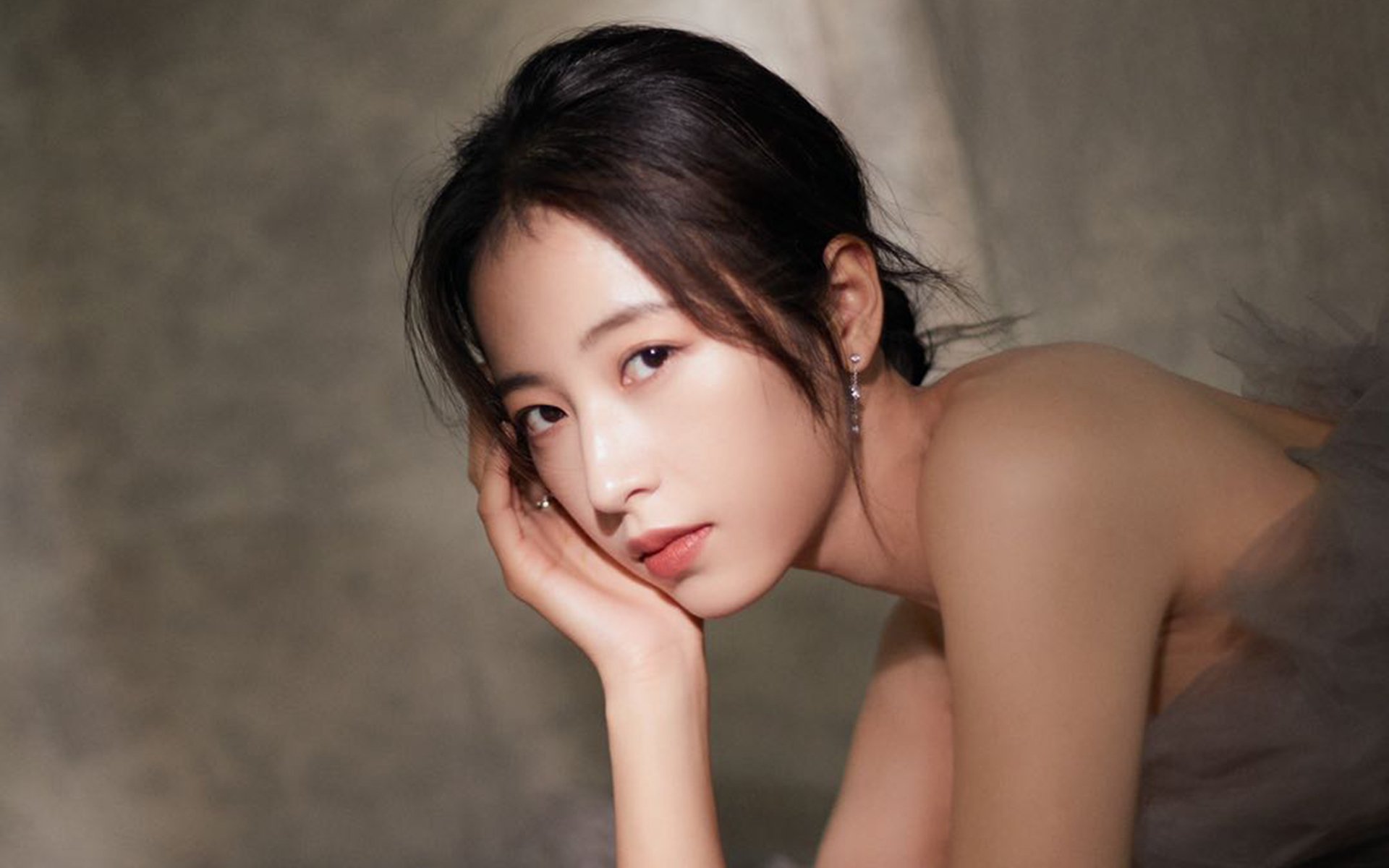 桑巴狂想曲,当美洲豹撕碎东瀛武士的盾努涅斯领衔,巴西用一场狂胜重写H组生死局的唯一剧本